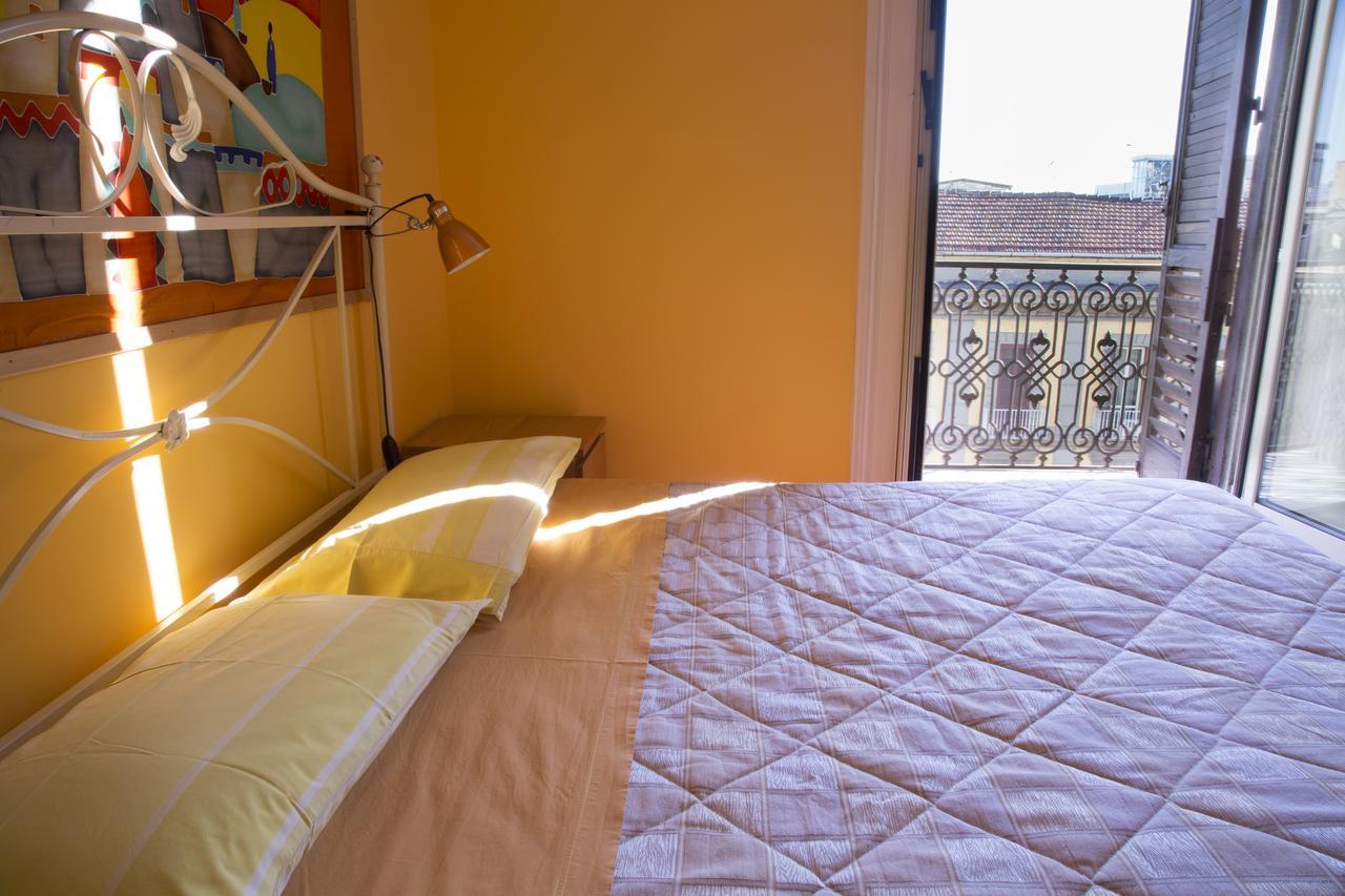 Al Centro E Meglio B&B Napoli Esterno foto